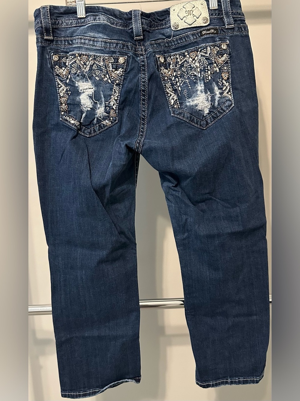 Miss Me size 34 Mid Rise Curvy crop jeans
